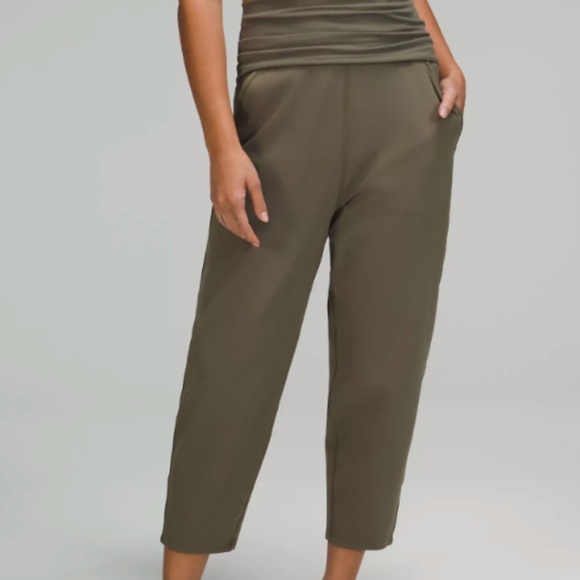 Lululemon Balloon Yoga Pant - Picture 1 of 2